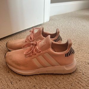 woman’s addidas